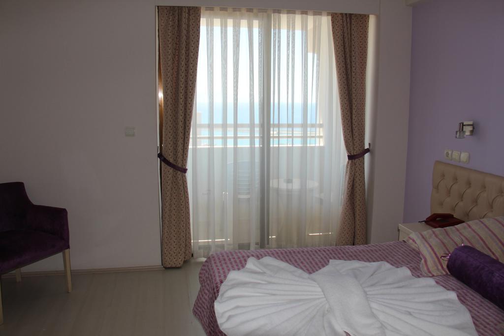 Esat Hotel Kusadası Exterior foto