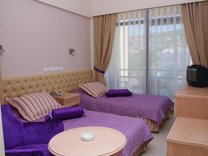 Esat Hotel Kusadası Exterior foto