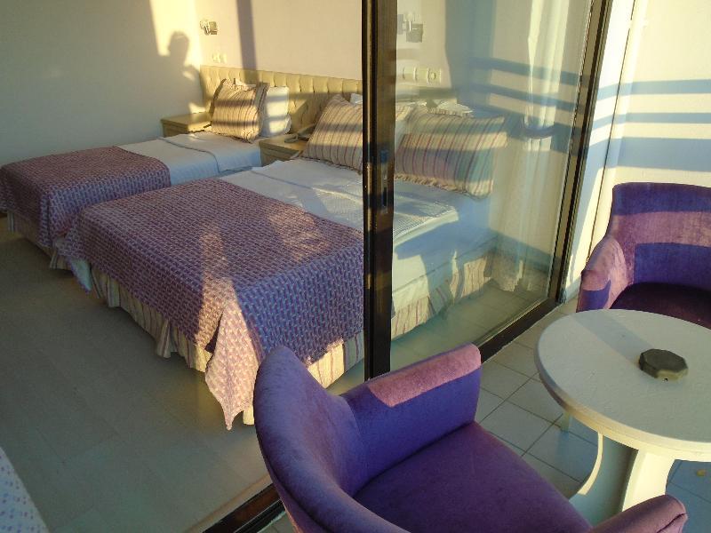 Esat Hotel Kusadası Exterior foto
